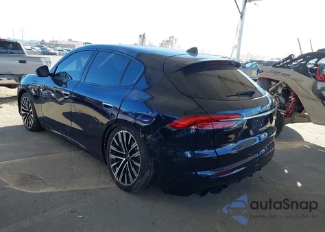 2023 Maserati Grecale Modena z USA, uszkodzony, nr VIN ZN682AVM1P7407811